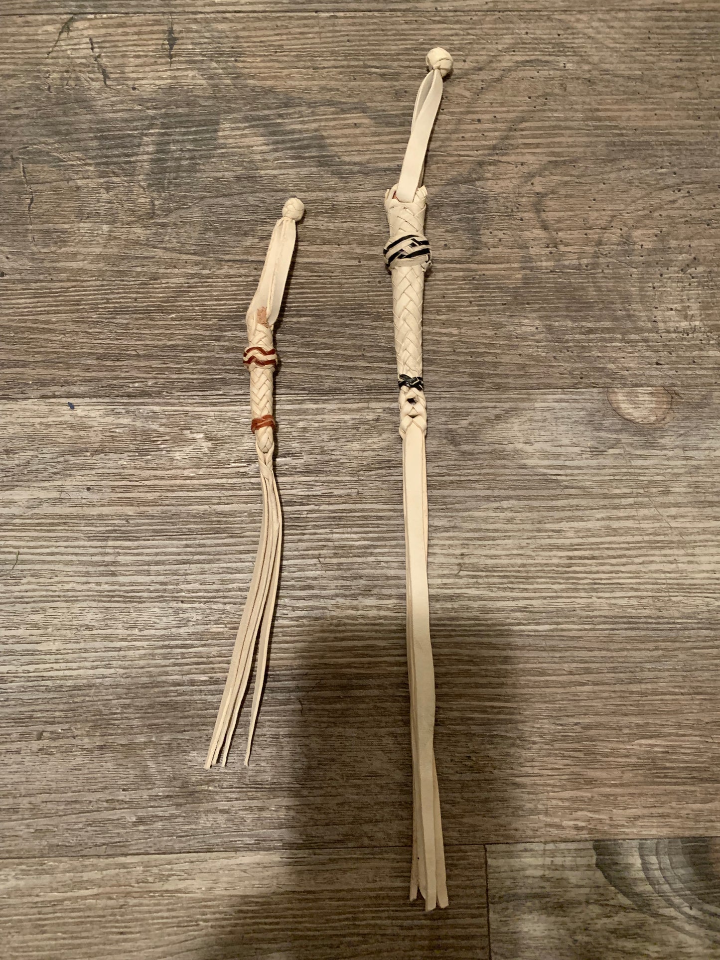 MINI CUARTA 8”;10"
(Quirt, Crop or Horse Whip).