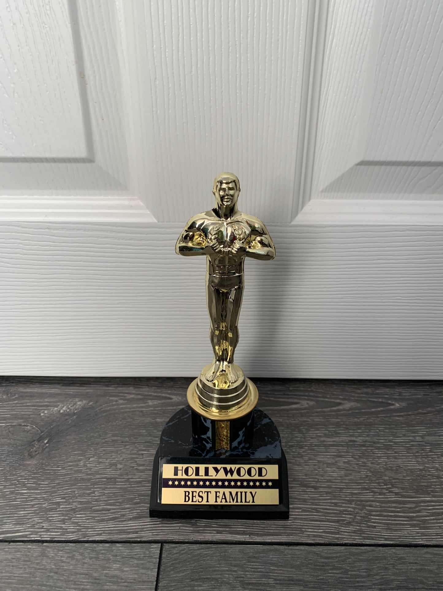Oscar Hollywood Award Trophy Replica - Best Family