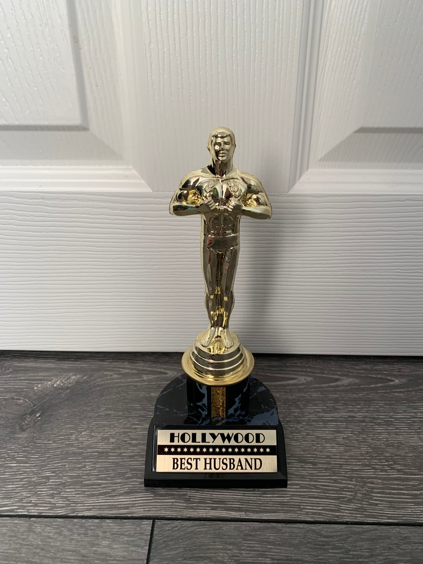 Oscar Hollywood Award Trophy Replica -Best Husband