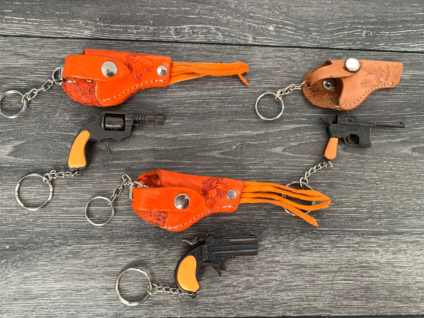 Metal key-chain Pistol-Made in Mexico