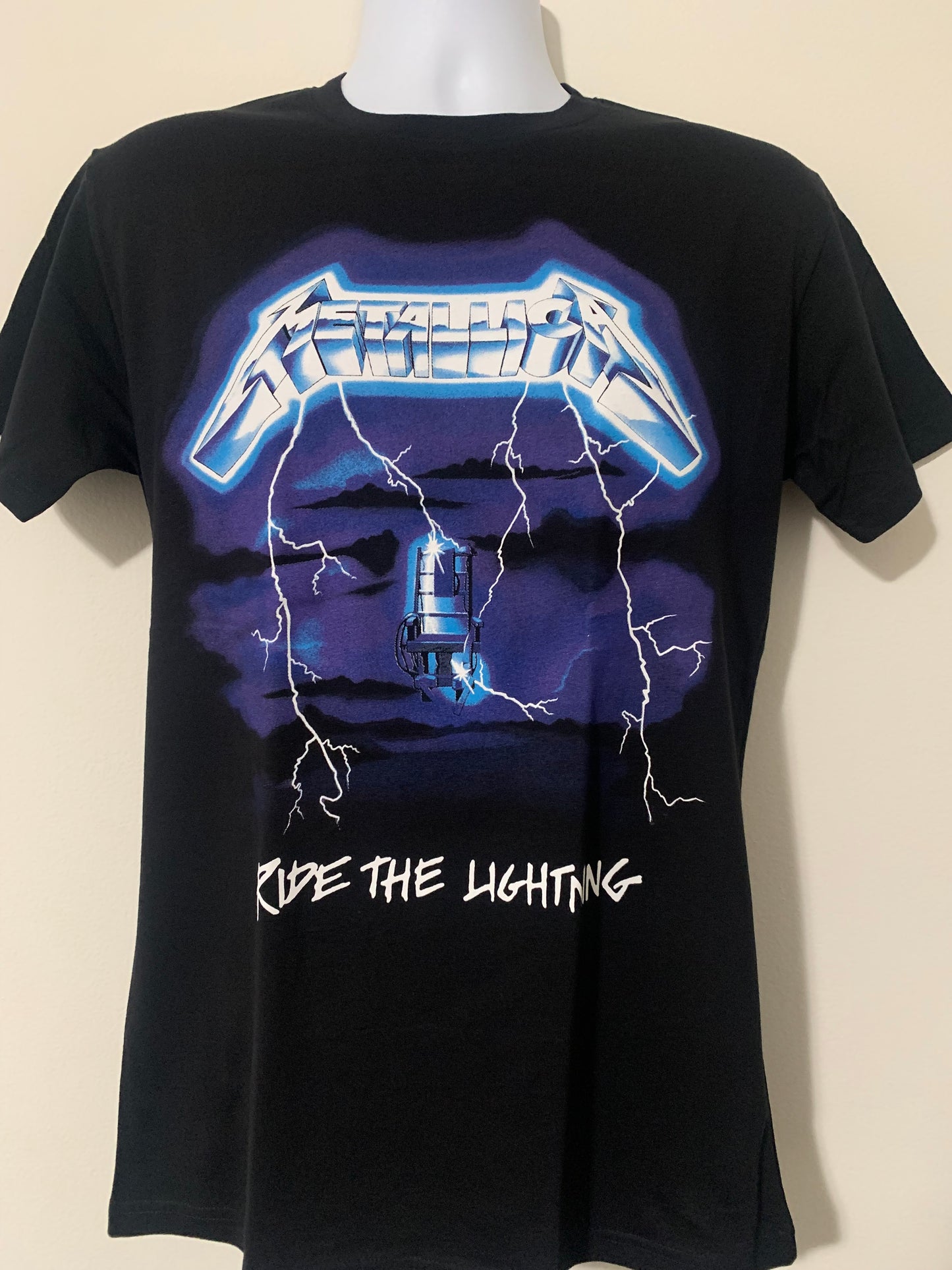 Metallica Ride the Lightning t-shirt